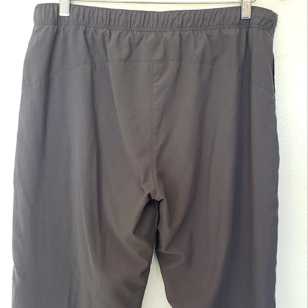 Nike straight leg